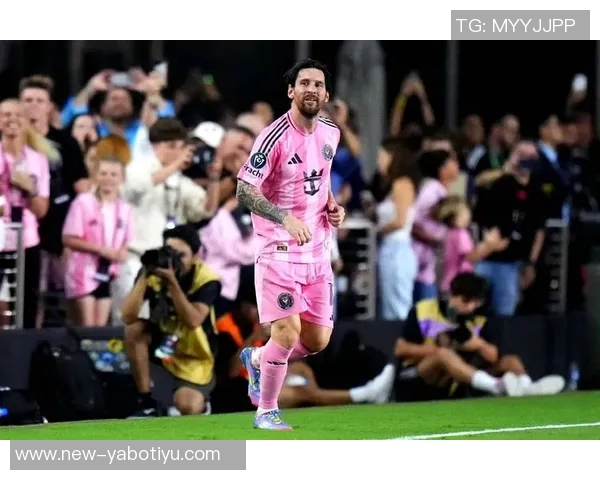 马卡报道梅西有望借贝克汉姆条款重返巴萨诺坎普之夜引发热议