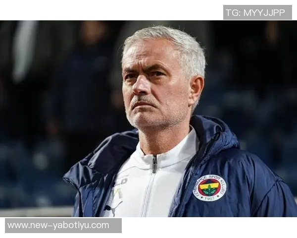 曼联主帅解约金揭秘穆帅最高达1960万阿莫林1200万总额超5400万