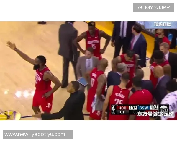 快船全队齐心参与社区活动与球迷亲密互动展现团队精神